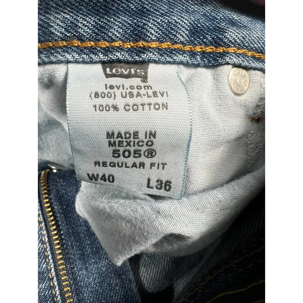 Levis 505‎ Regular Straight Mens Size 38X35 Zip Fly Denim Jeans Blue